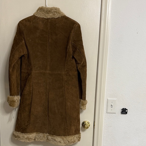 Guess Tan Teddy Jacket with Faux Fur and real leather. - Picture 4 of 9